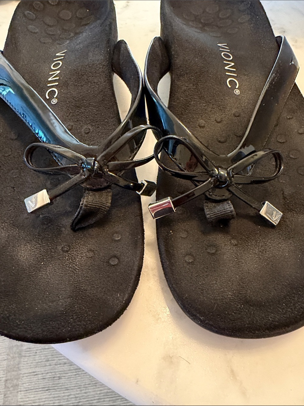 EUC Vionic Women’s Bella Sandal - Picture 4 of 8
